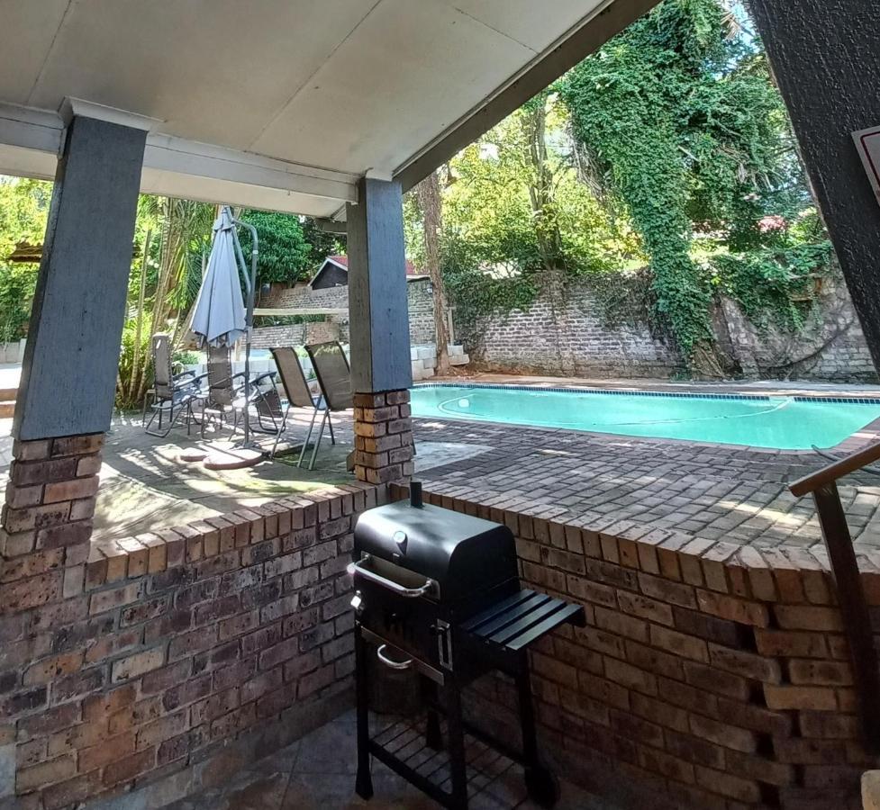Kruger'S Guest House White River Εξωτερικό φωτογραφία