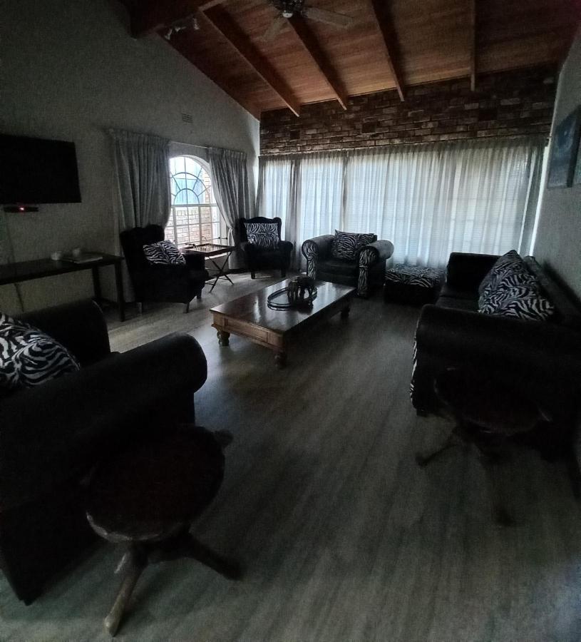 Kruger'S Guest House White River Εξωτερικό φωτογραφία