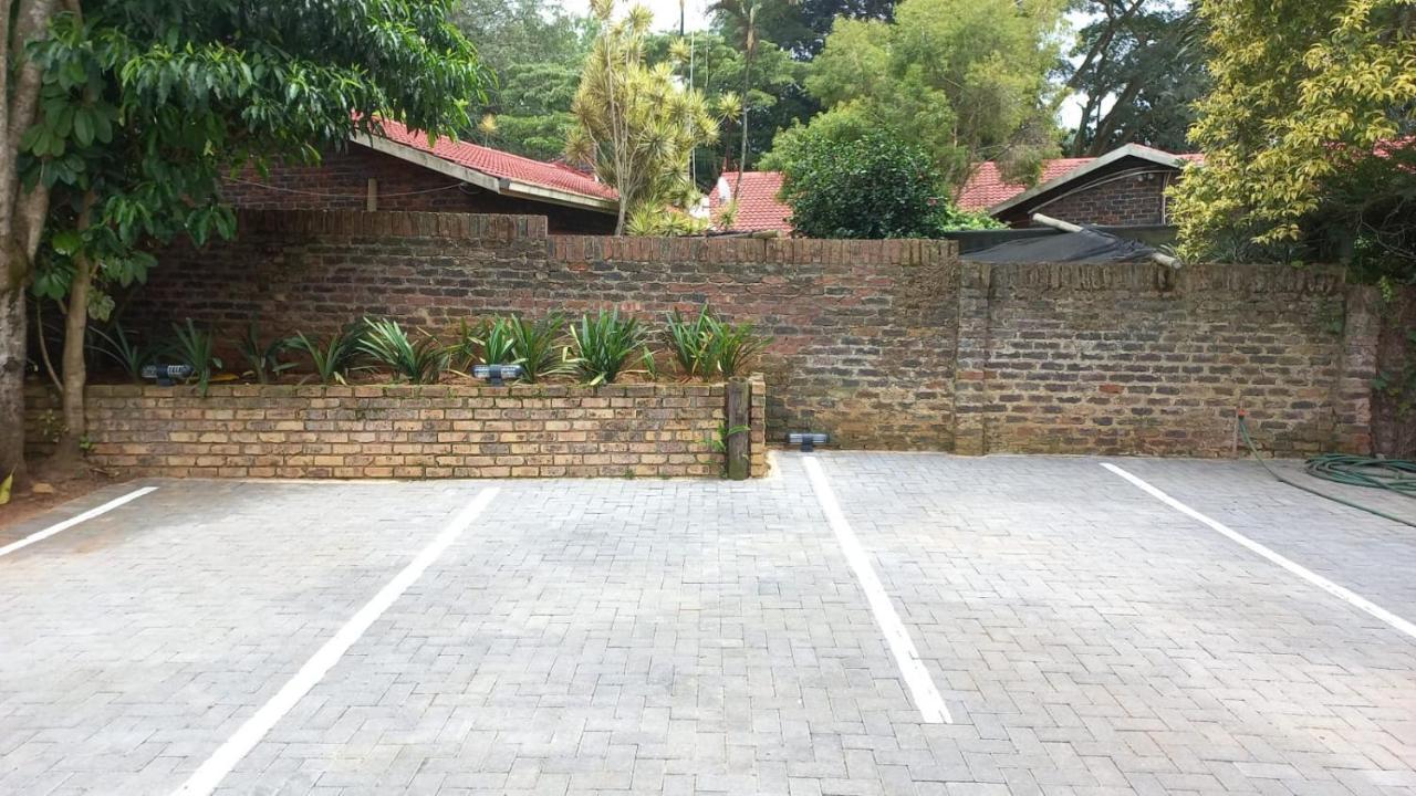Kruger'S Guest House White River Εξωτερικό φωτογραφία